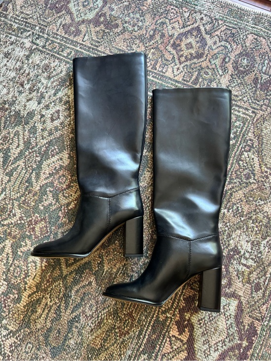 H&M Shoes - H&M Black Knee-High Block Heel Boots